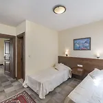 سيكين كوناكلاش 3*